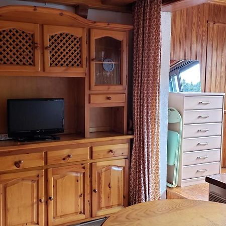 Studio In Residencia Maresme Neu - La Molina لا مولينا المظهر الخارجي الصورة