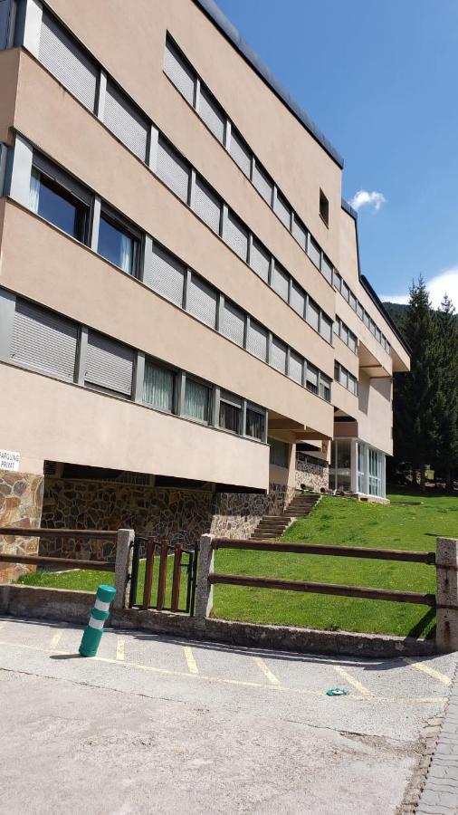 Studio In Residencia Maresme Neu - La Molina لا مولينا المظهر الخارجي الصورة