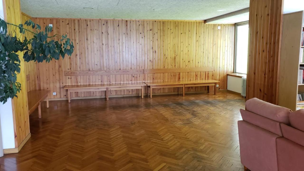Studio In Residencia Maresme Neu - La Molina لا مولينا المظهر الخارجي الصورة