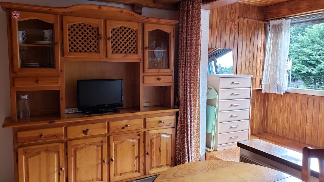 Studio In Residencia Maresme Neu - La Molina لا مولينا المظهر الخارجي الصورة