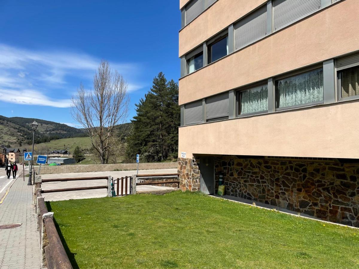 Studio In Residencia Maresme Neu - La Molina لا مولينا المظهر الخارجي الصورة
